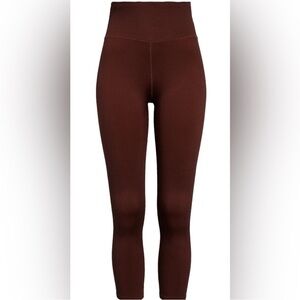 Good American Burgundy ribbed workout leggings stretch high waisted pants cute
